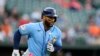 Yandy Díaz con los Tampa Bay Rays contra los Orioles de Baltimore, el 8 de mayo de 2023. (AP/Julio Cortez).